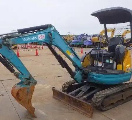 微型挖机出租，挖机出租工程就近派车，挖机市政工程，路面破碎回填平整